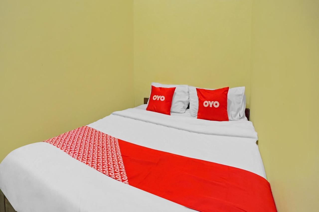 Oyo 3298 Bromo Guest House Family Malang Exterior foto